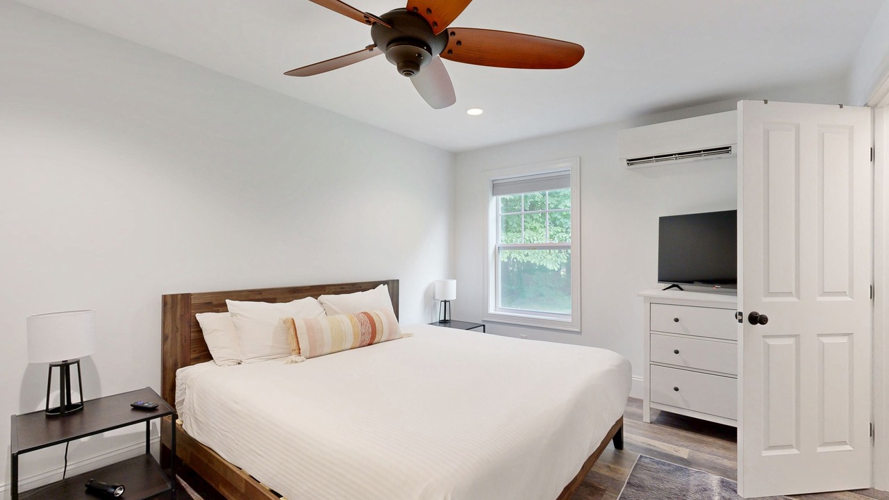 Photo of Bedroom in Cranmore Birches