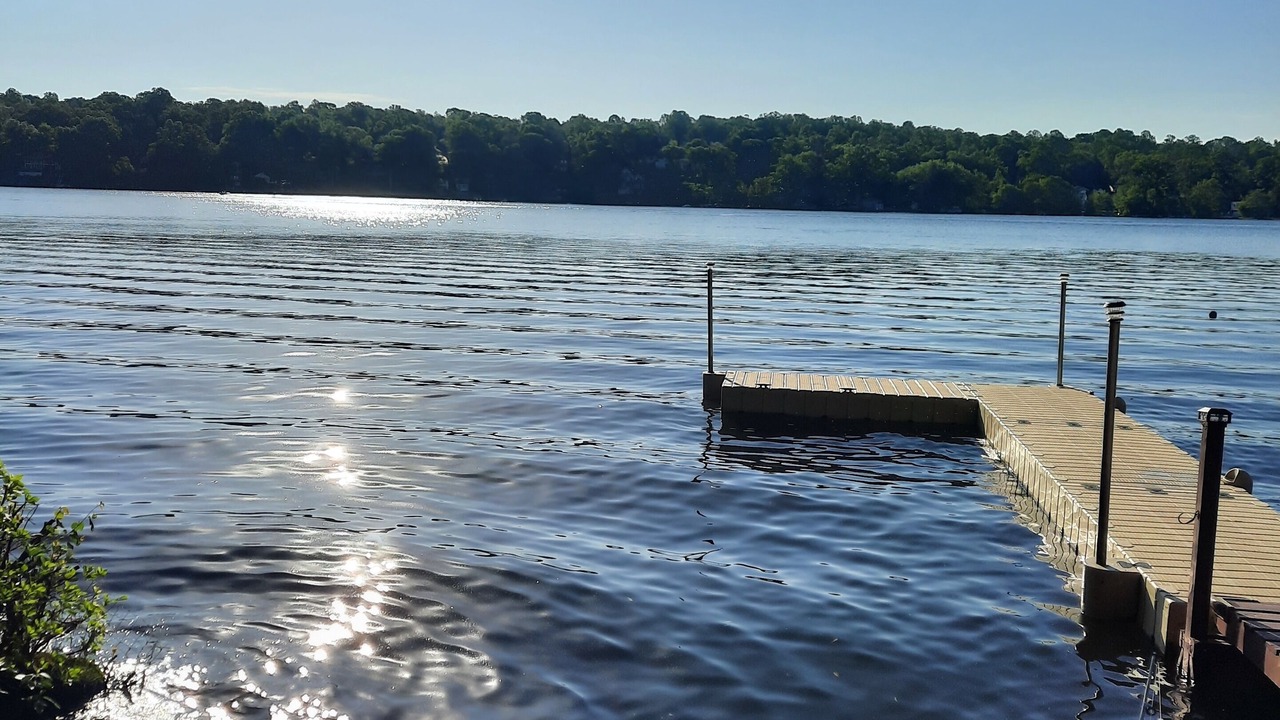 Photo of Others in Lake Pocotopaug