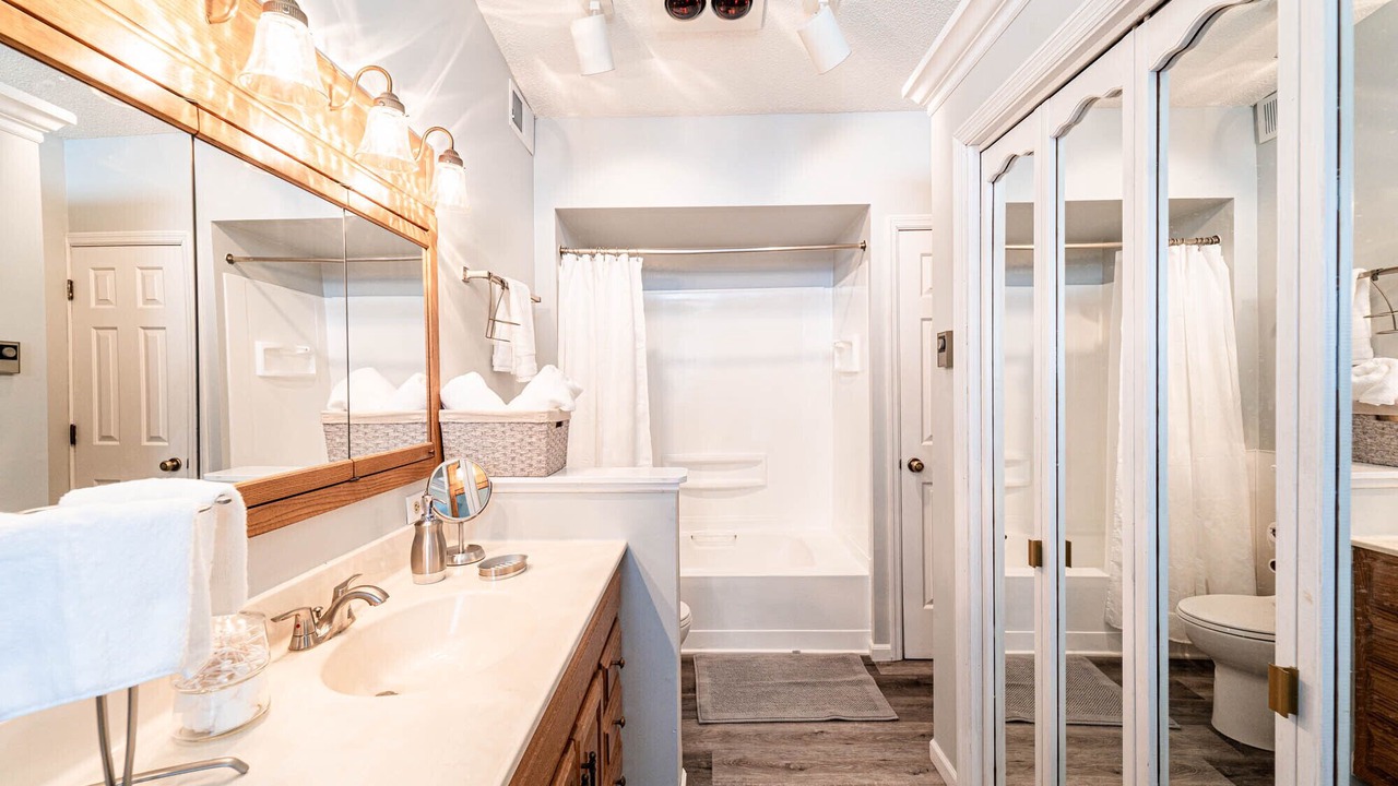 Photo of Bathroom in Detroit Lakes