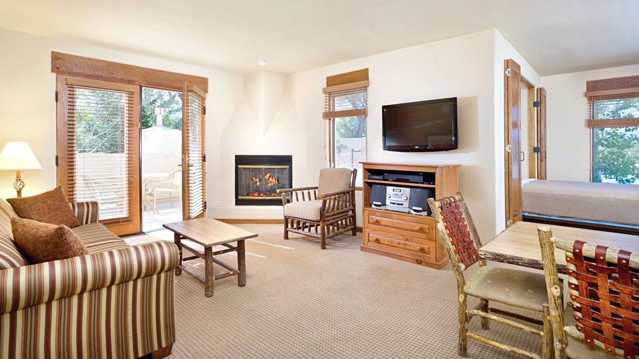 Photo of Livingroom in Taos