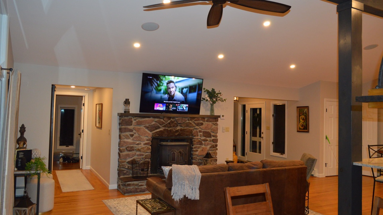 Photo of Livingroom in Middlebury - Warren