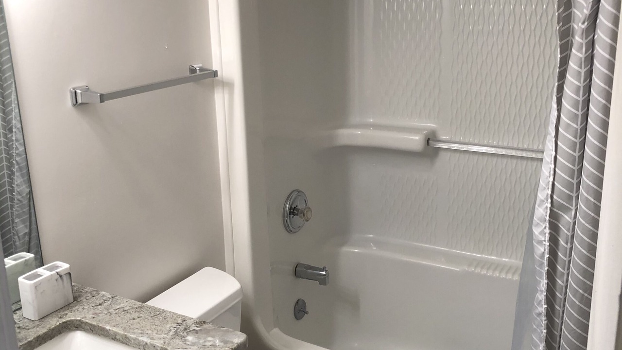 Photo of Bathroom in Snowshoe