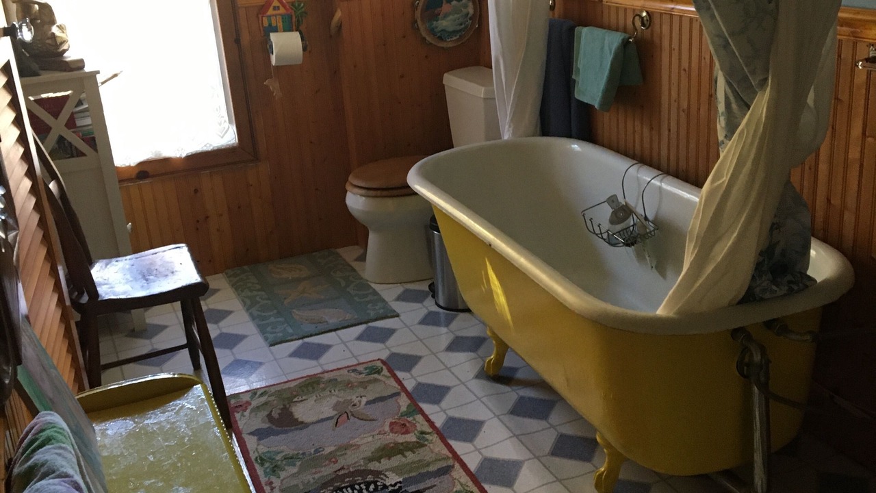 Photo of Bathroom in Moriah Center