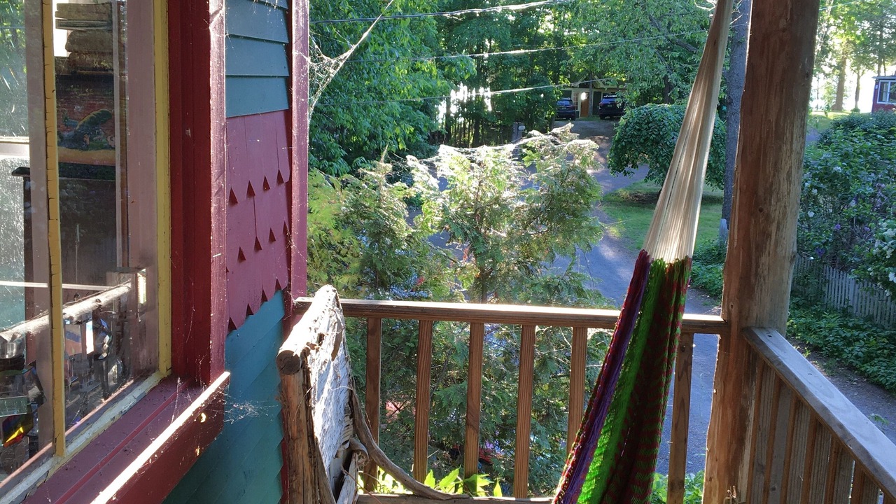 Photo of Patio Balcony in Moriah Center