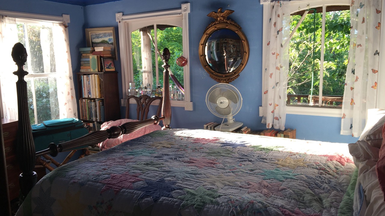 Photo of Bedroom in Moriah Center