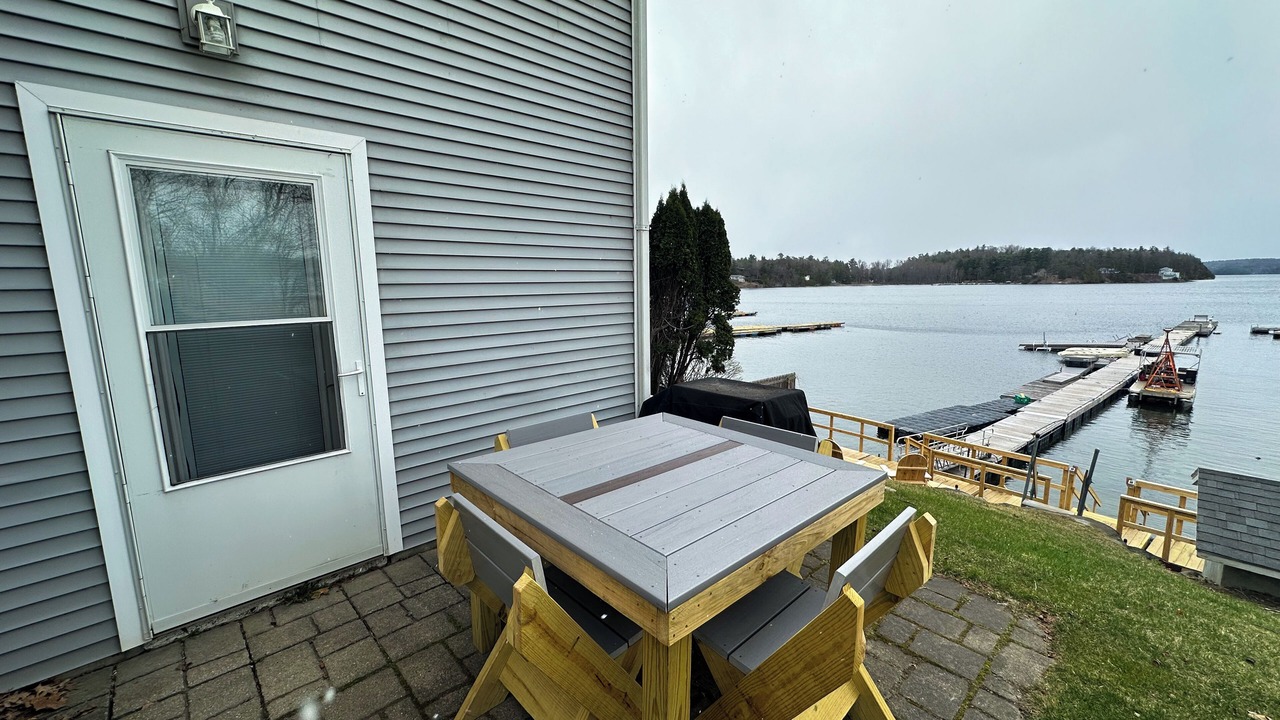 Photo of Outdoor in Malletts Bay