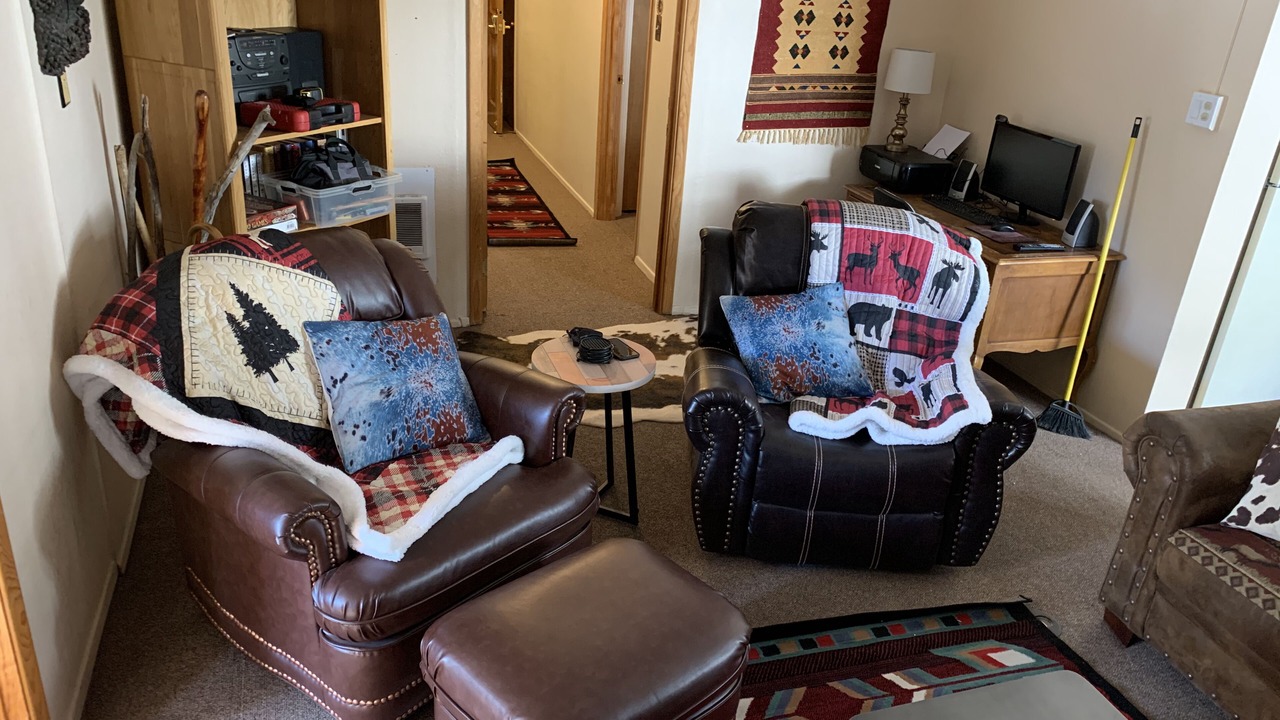 Photo of Livingroom in Red River