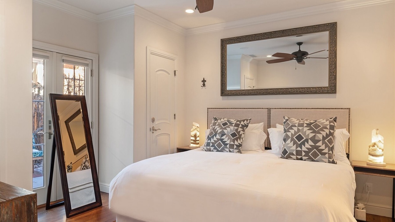 Photo of Bedroom in South Capitol