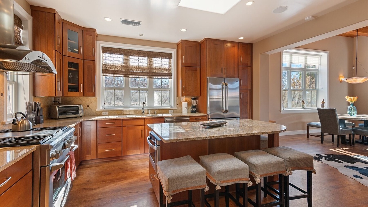 Photo of Kitchen in South Capitol