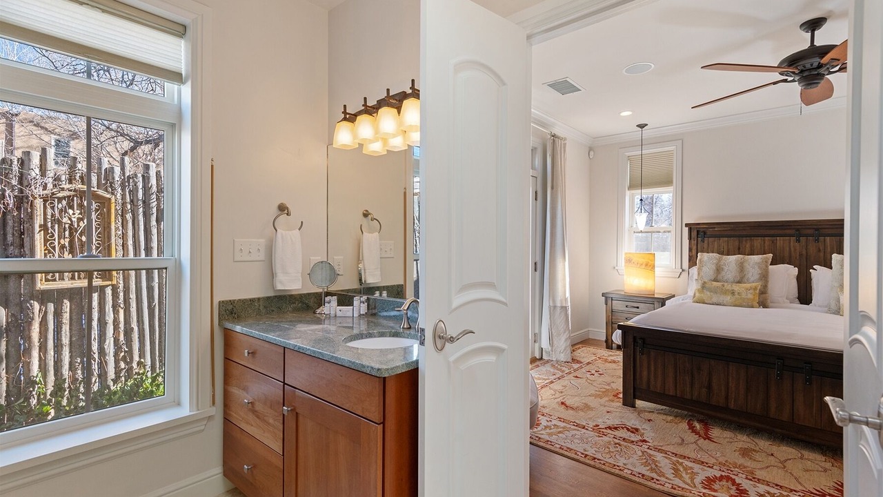 Photo of Bedroom in South Capitol