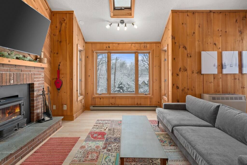 Photo of Livingroom in West Dover
