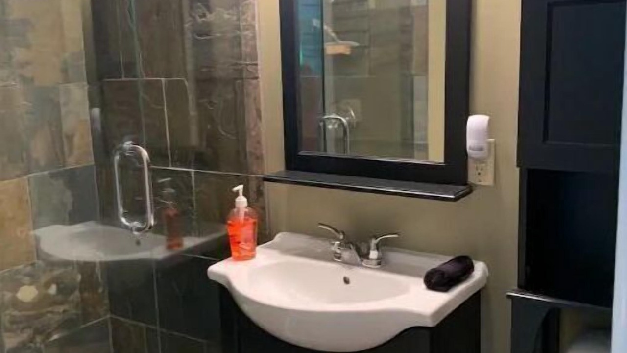 Photo of Bathroom in Lakeland