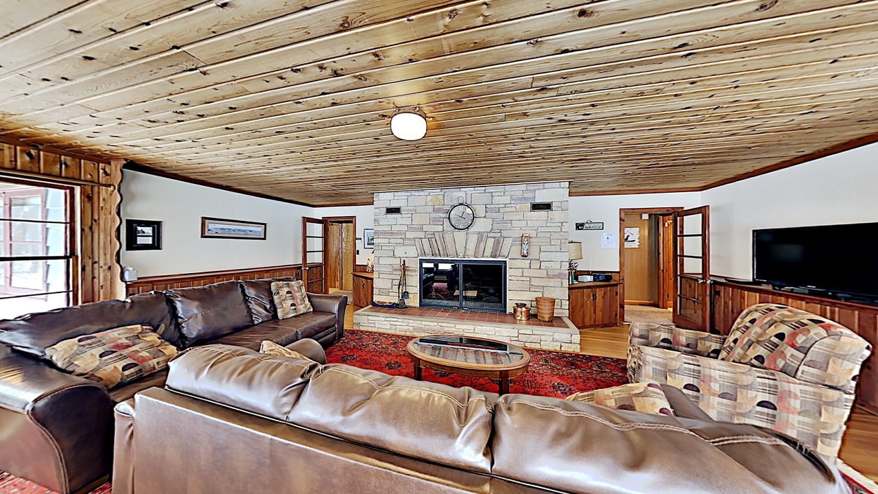 Photo of Bedroom in Stone Lake
