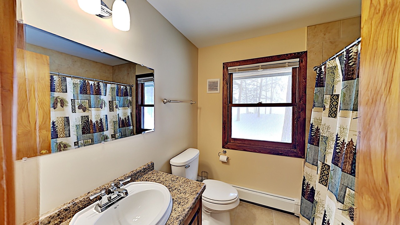 Photo of Bathroom in Stone Lake