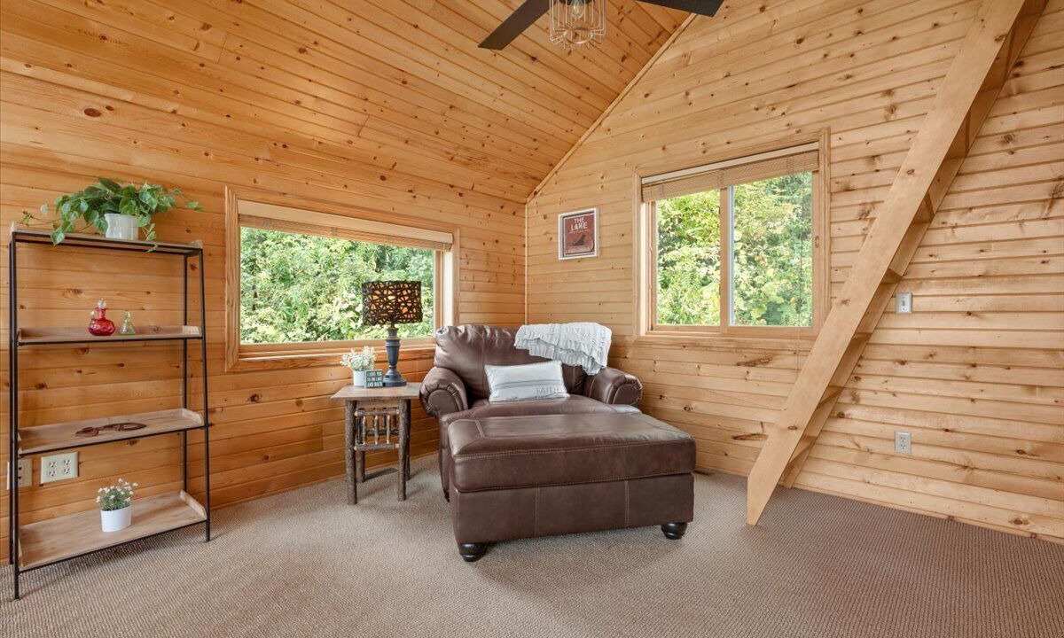 Photo of Livingroom in Aitkin