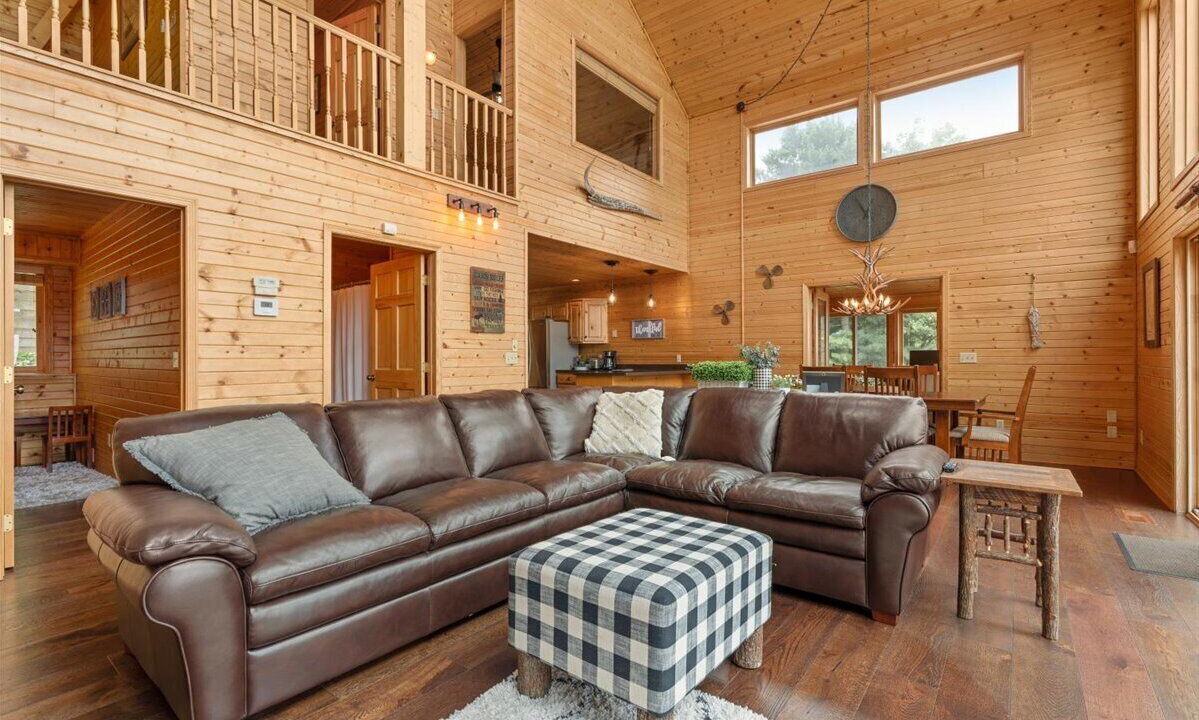 Photo of Livingroom in Aitkin