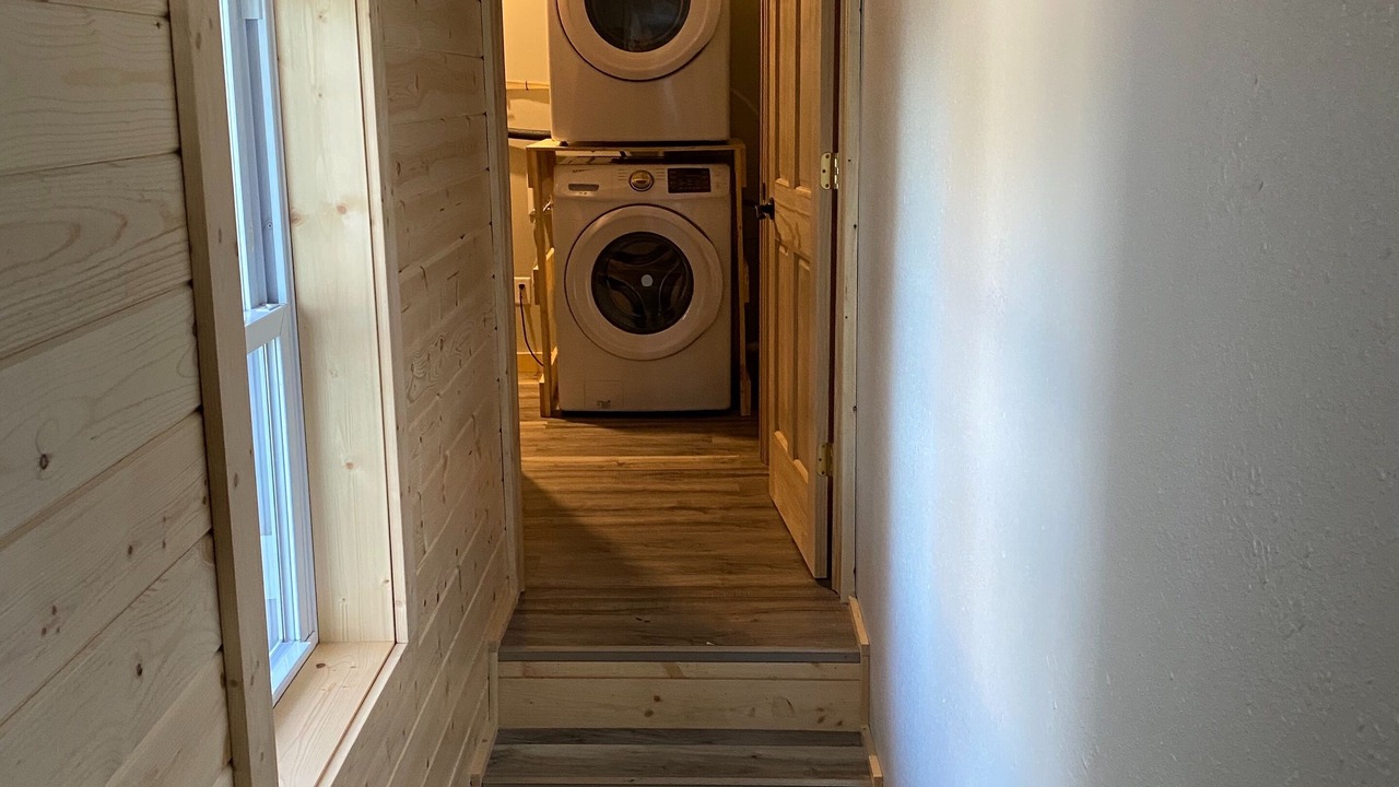 Photo of Bedroom in Jim Falls
