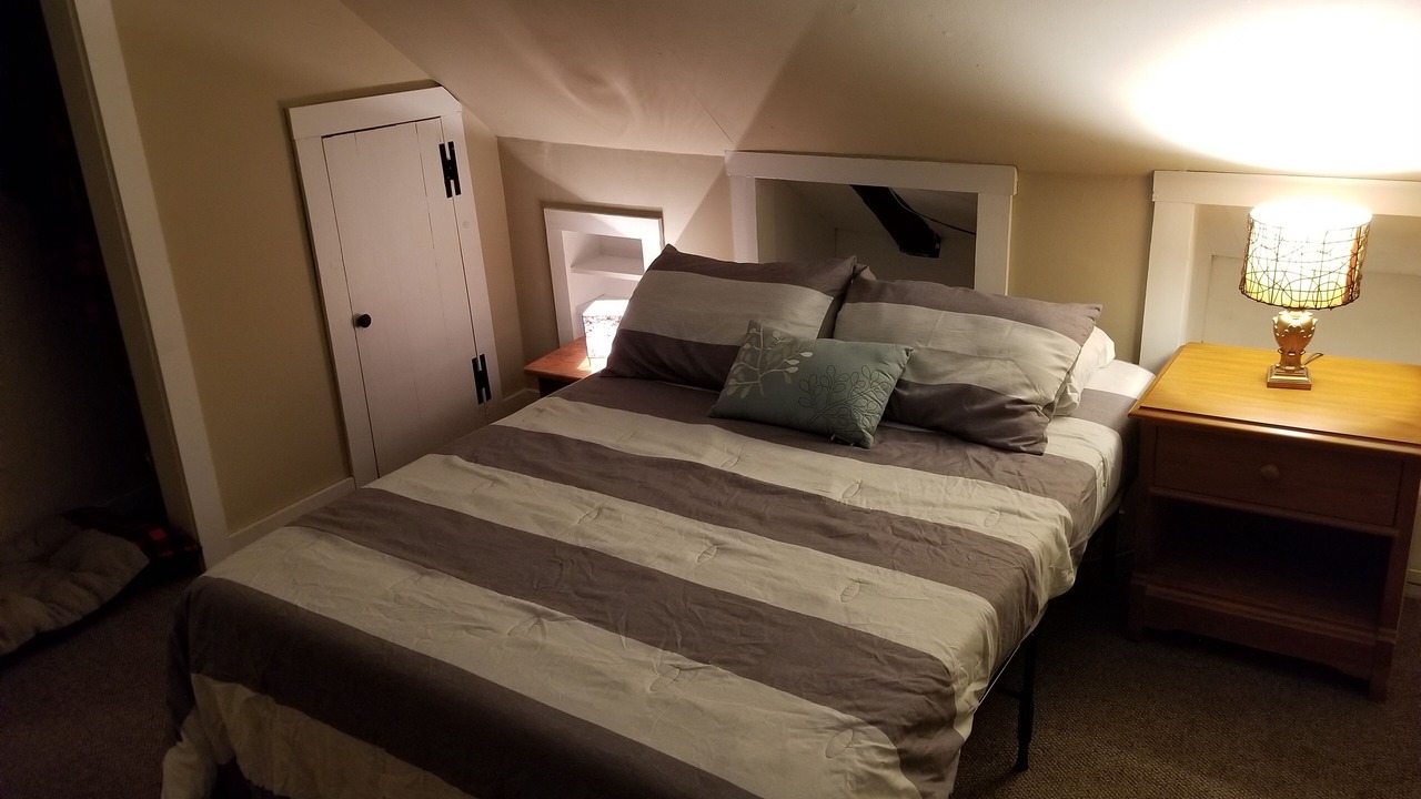 Photo of Bedroom in Ashland