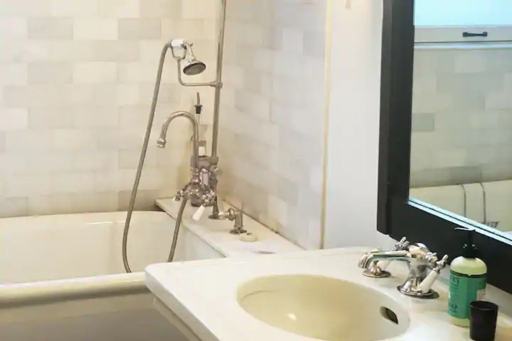 Photo of Bathroom in Lowry Hill