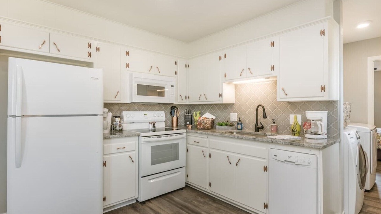 Photo of Kitchen in Dumas