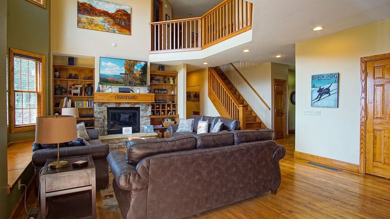 Photo of Livingroom in Snowshoe