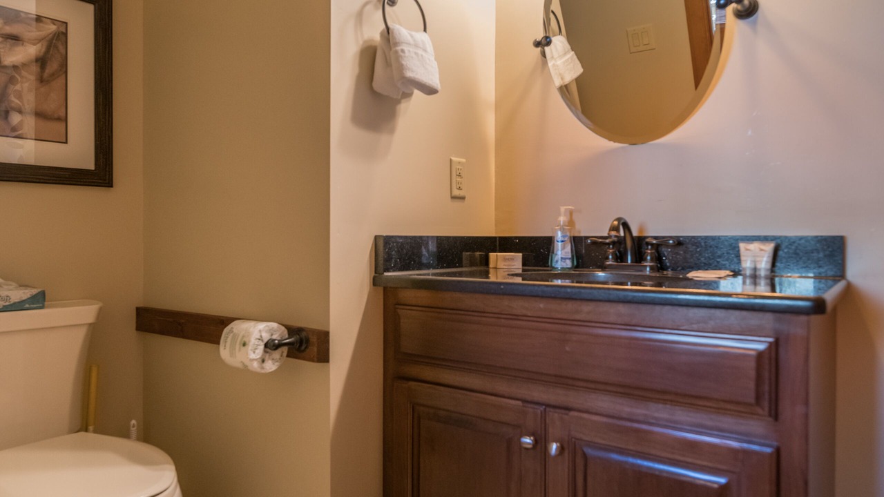 Photo of Bathroom in Snowshoe