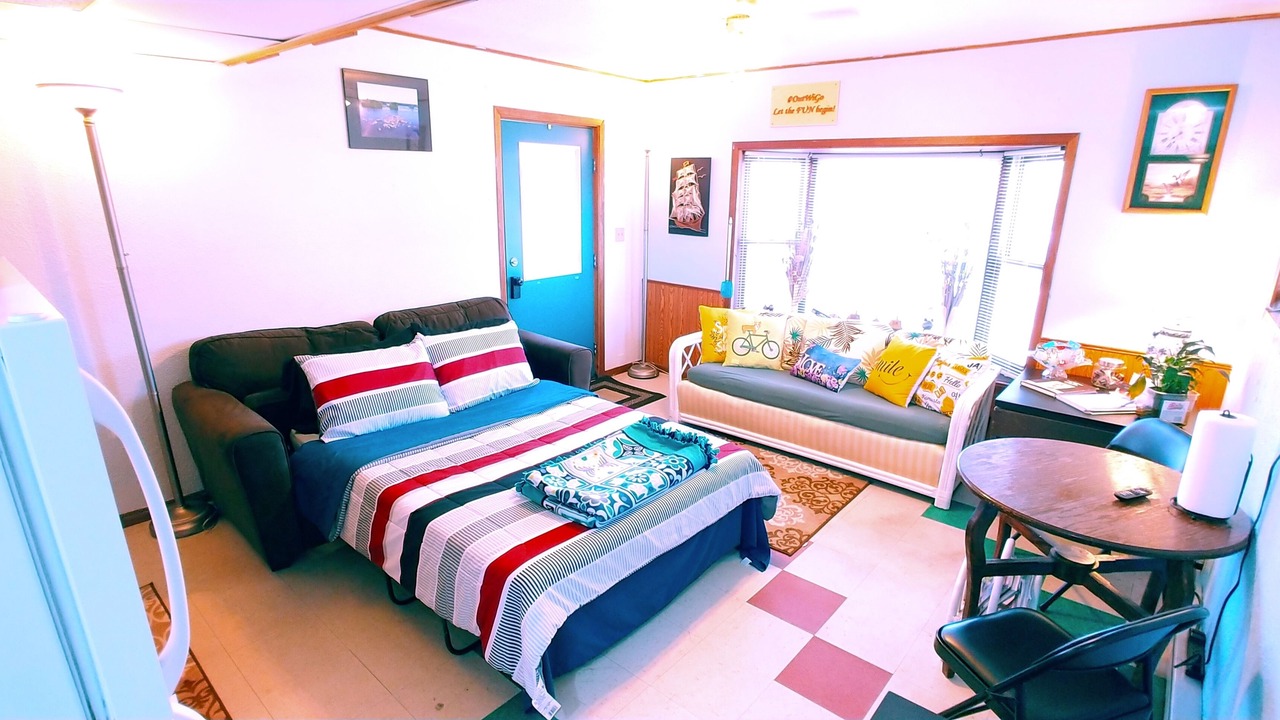 Photo of Bedroom in Cornell