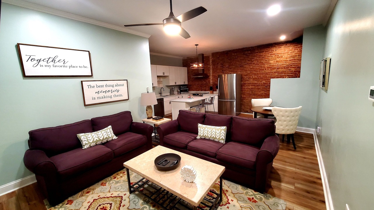 Photo of Livingroom in Cohoes