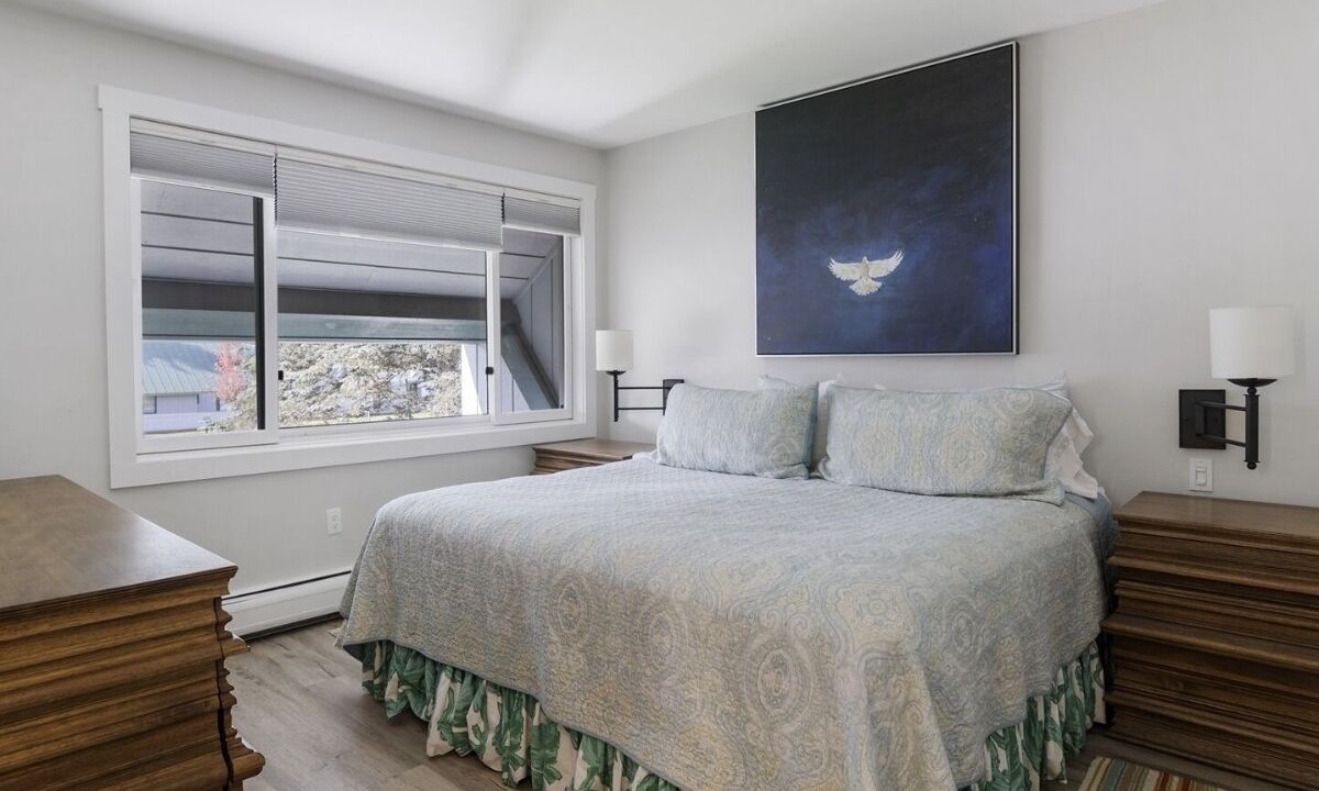 Photo of Bedroom in Stowe Area