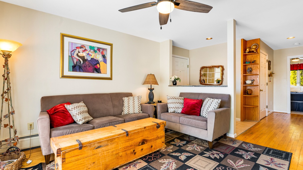 Photo of Livingroom in Stowe Area