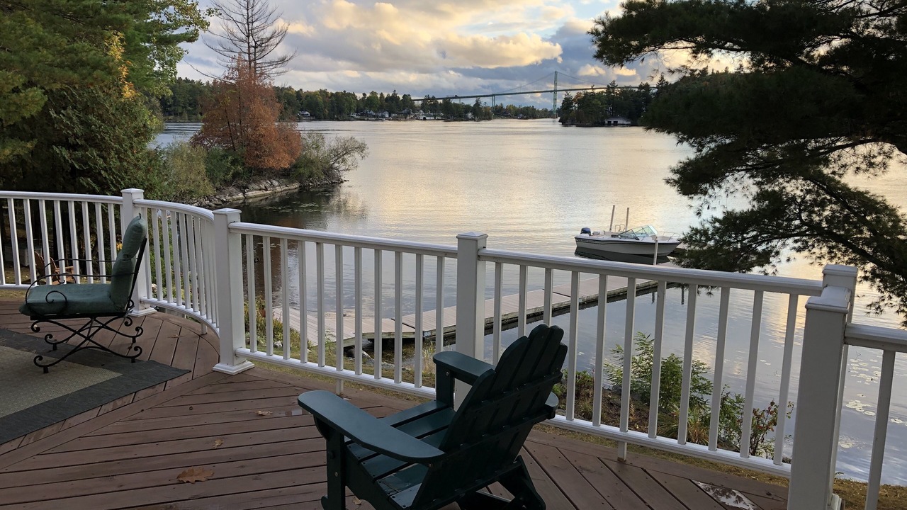 Photo of Patio Balcony in Wellesley Island