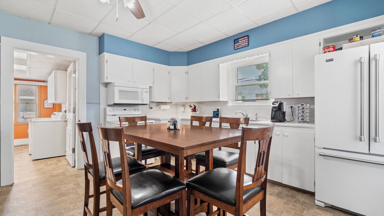 Photo of Kitchen in Guttenberg