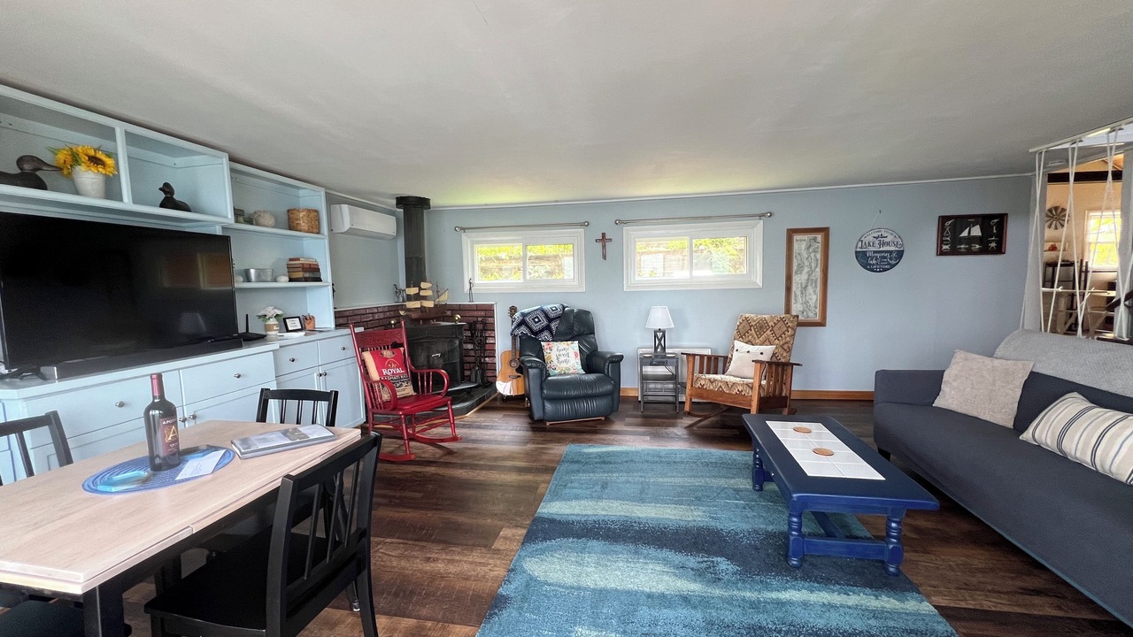 Photo of Livingroom in Town of Putnam
