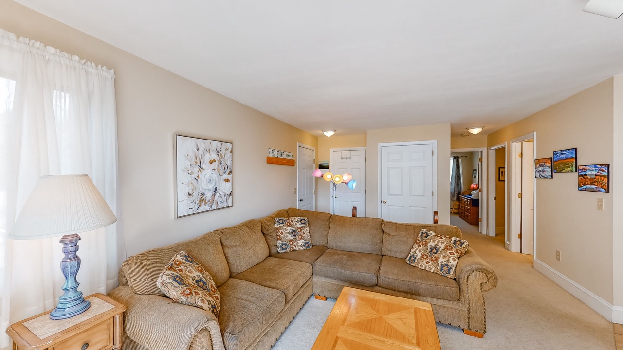 Photo of Livingroom in Stowe Area