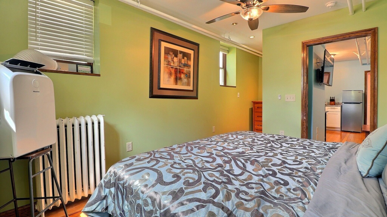 Photo of Bedroom in Powderhorn