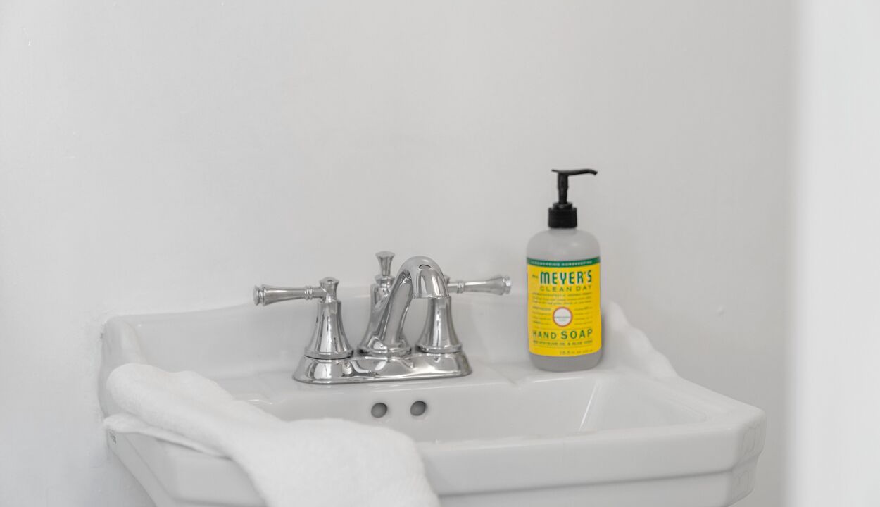 Photo of Bathroom in Balboa Peninsula