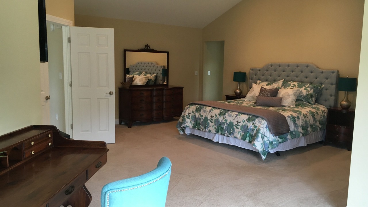 Photo of Bedroom in Saratoga Springs