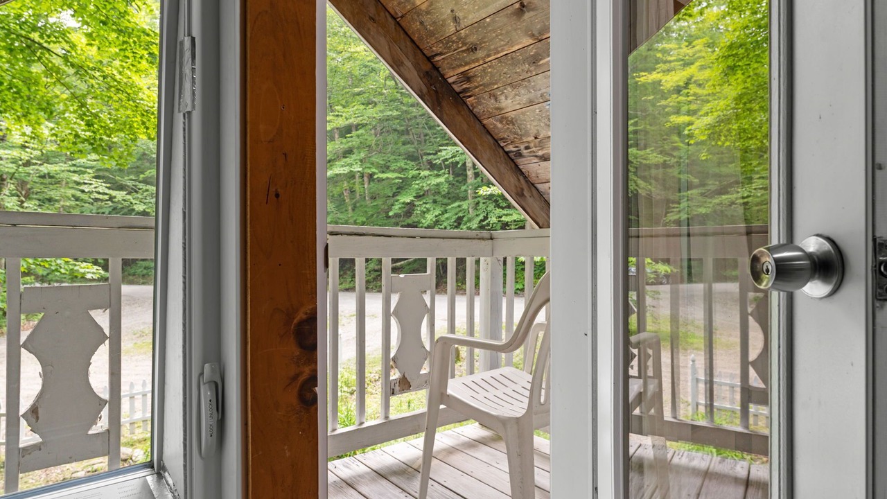 Photo of Patio Balcony in Jeffersonville