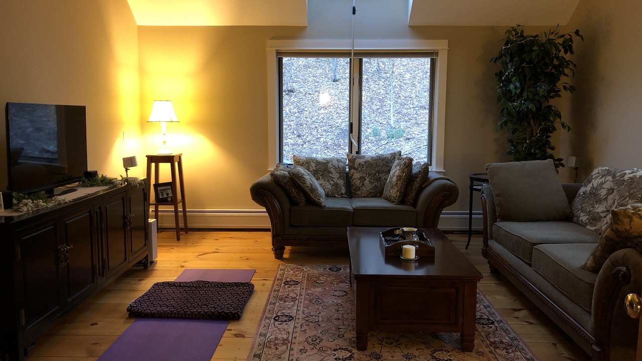 Photo of Livingroom in Ashfield