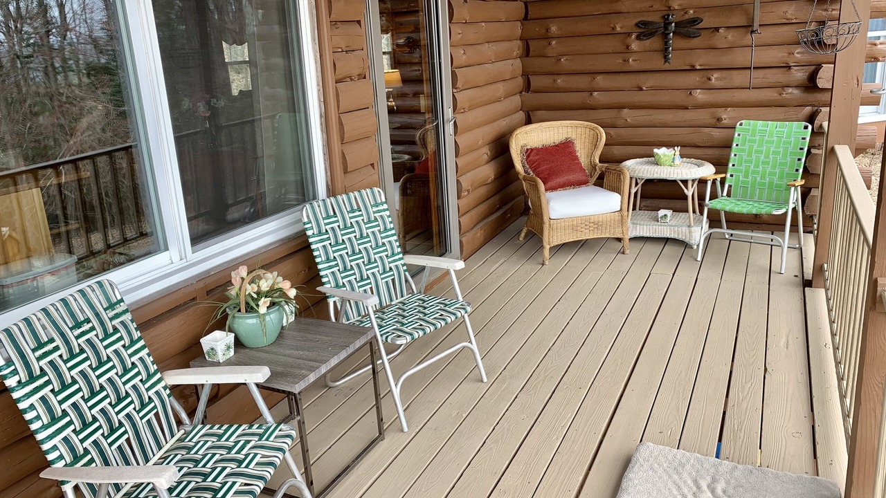 Photo of Patio Balcony in Ashfield