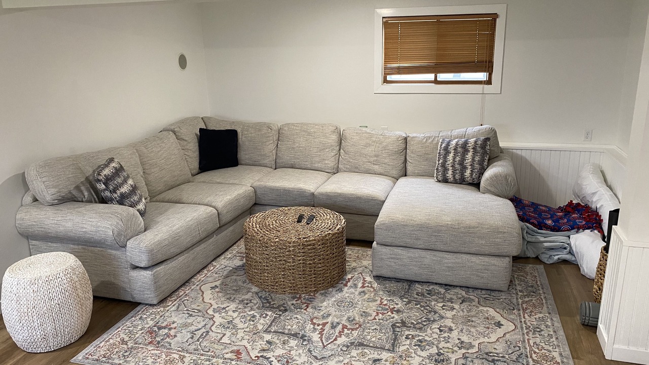 Photo of Livingroom in Ashwaubenon