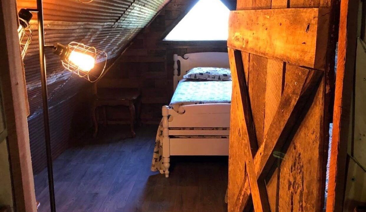 Photo of Bedroom in Hardy
