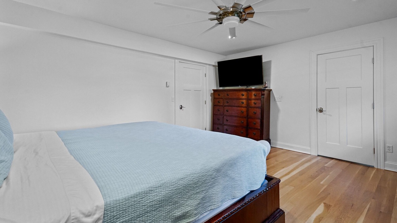 Photo of Bedroom in Wakefield-Peacedale