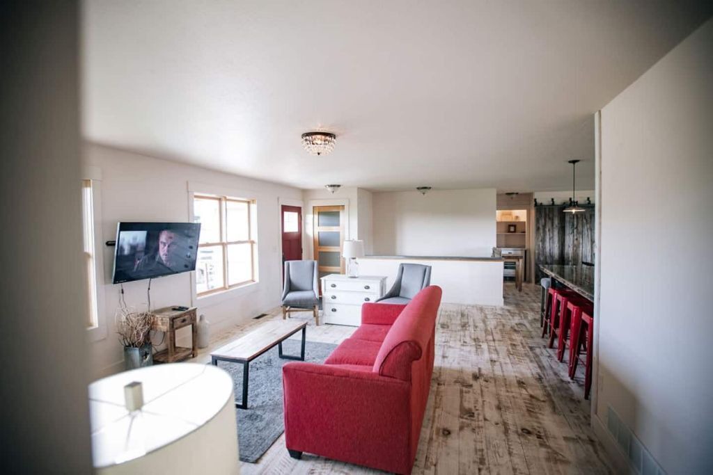 Photo of Livingroom in Sand Creek