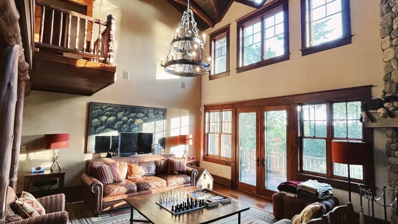Photo of Livingroom in Tupper Lake