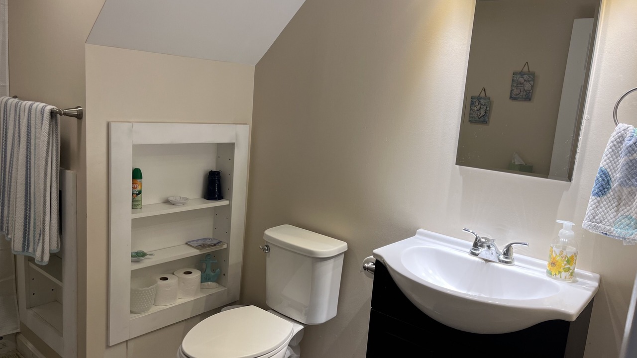 Photo of Bathroom in Alton