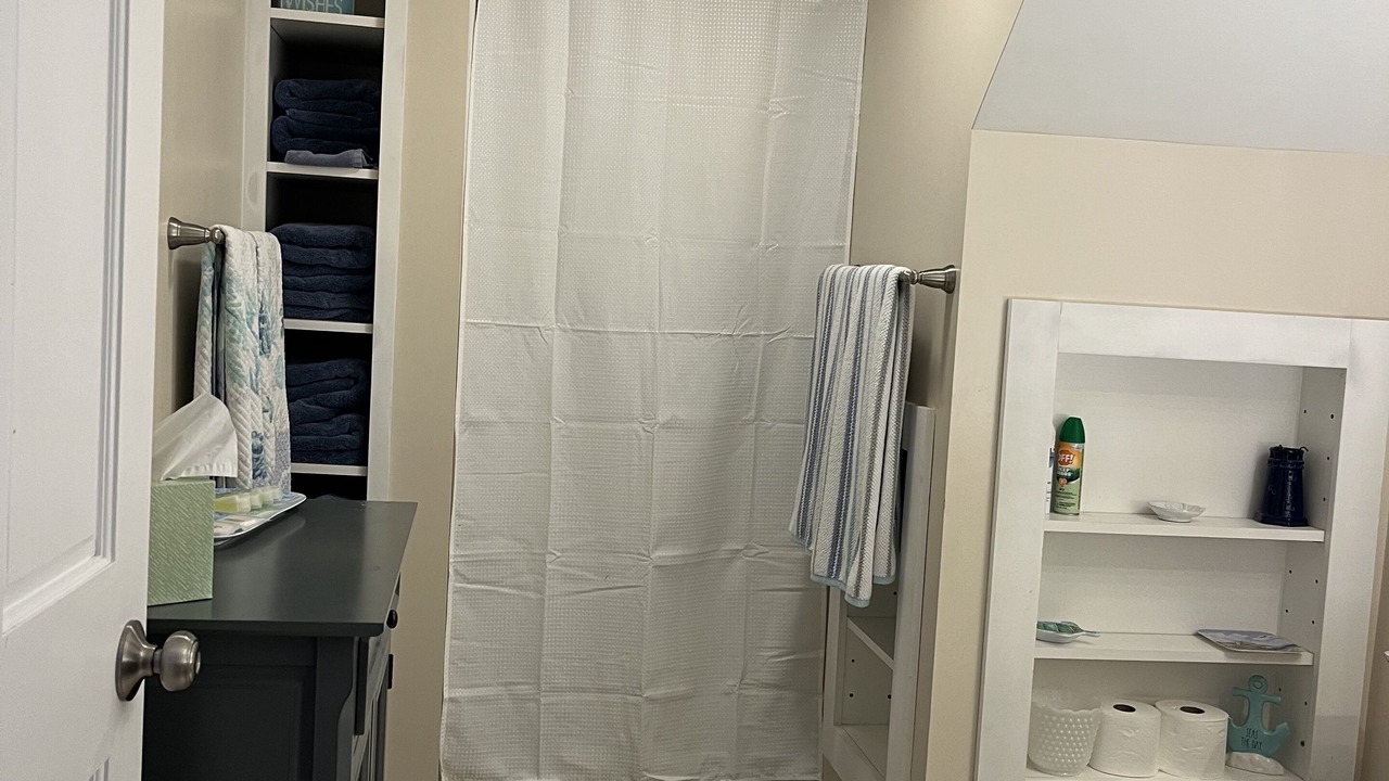 Photo of Bathroom in Alton