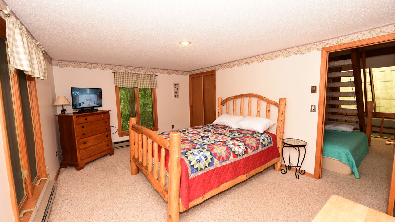 Photo of Bedroom in North Conway