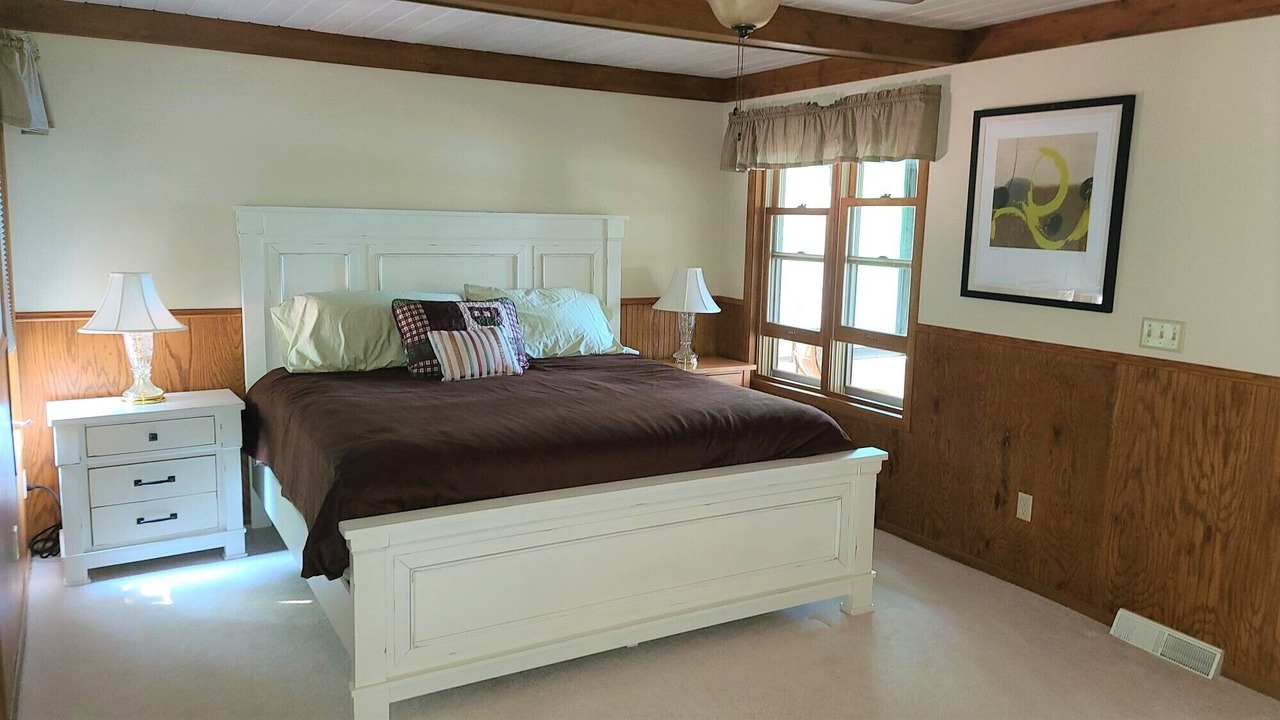Photo of Bedroom in Pequot Lakes