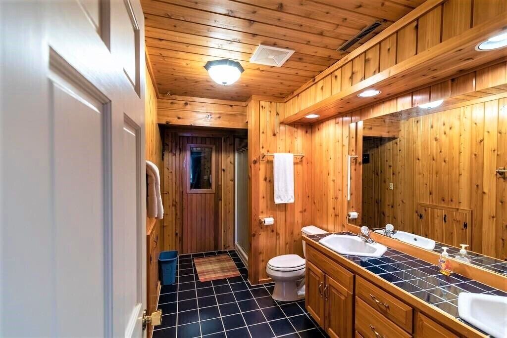 Photo of Bathroom in Pequot Lakes